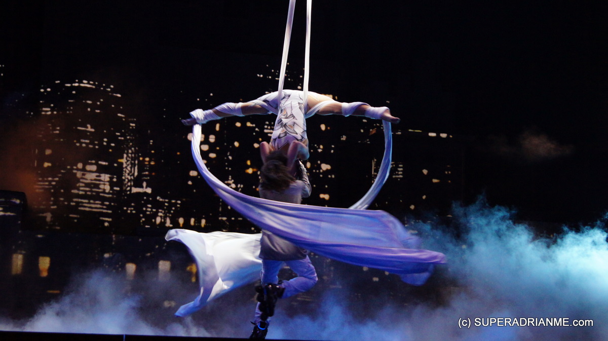 Cirque Eloize iD - Singapore 2011
