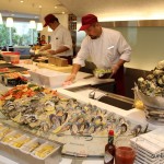 Fisherman's Market : Fresh seafood and Oyster station