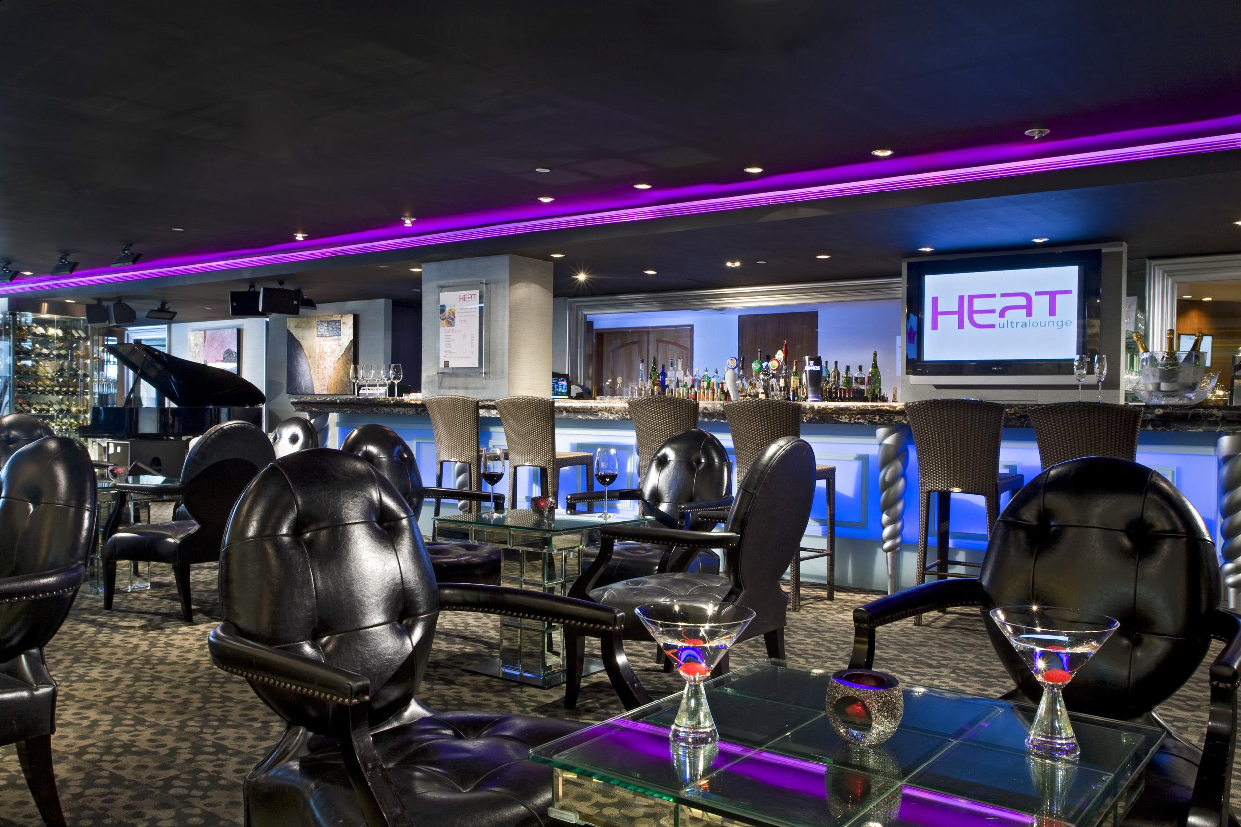 Heat ultralounge, Royal Plaza on Scotts