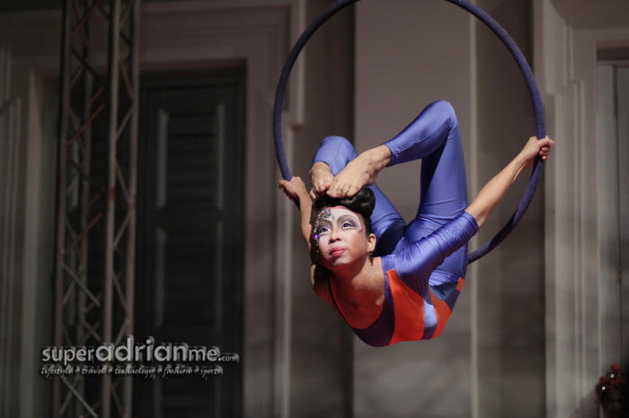 Singapore Night Festival 2012 - Circus Swingapore