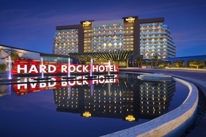 Hard Rock Hotel Cancun - Front Sign