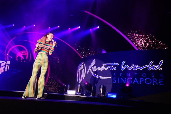 Entertainment - Joey Yung counts down to 2013 at RWS