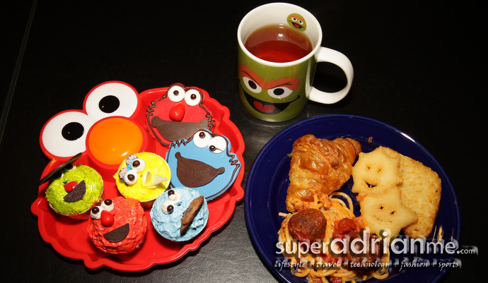 Sesame Street Character Breakfast Universal Studios Singapore - Se