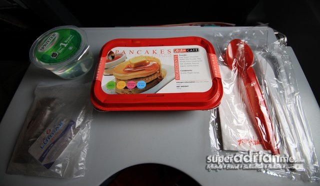AirAsia inflight dining
