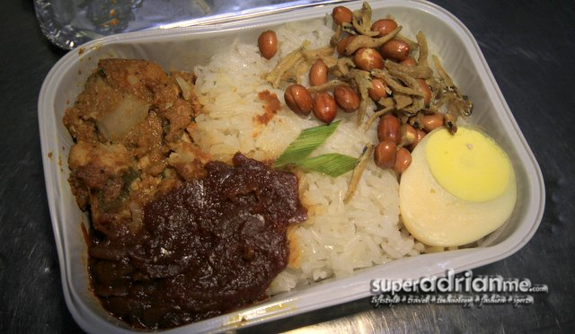 AirAsia inflight dining - Pak Naser's Nasi Lemak