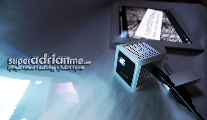 Smart Beam World’s Smallest Pico Projector 