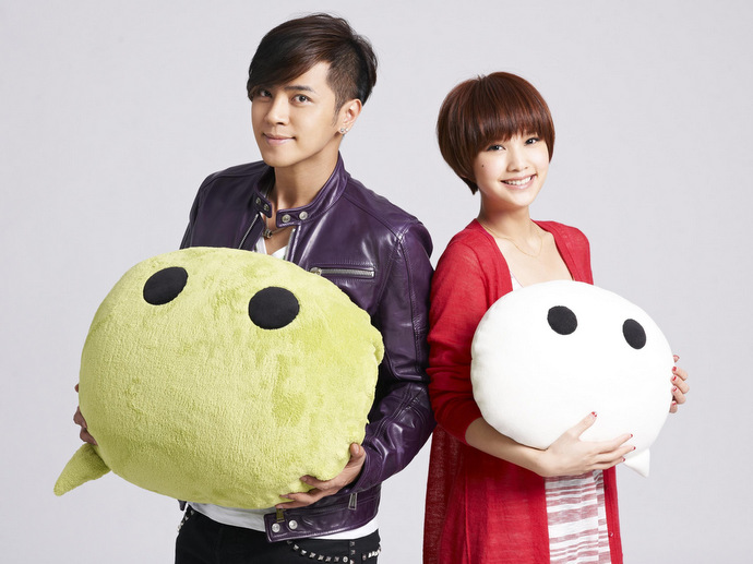 WeChat Ambassadors Show Luo & Rainie Yang