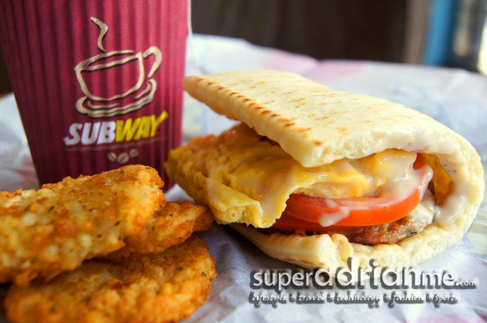 New 3" Flatbread Breakfast Meals at Subway