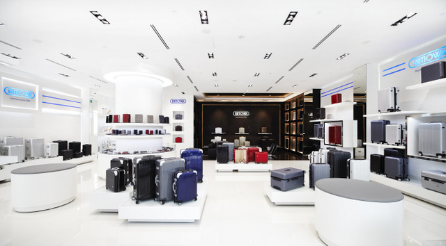 RIMOWA FLAGSHIP STORE SINGAPORE