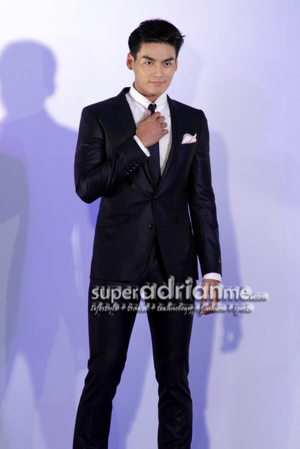 Hunz models for Suit Select Chinatown Point Store Opening