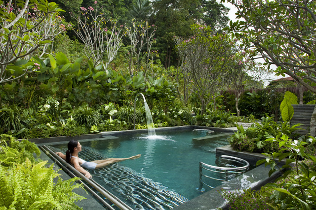 ESPA Vitality Pool | SUPERADRIANME.com ESPA Vitality Pool