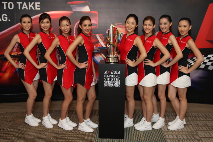 2013 SingTel Grid Girls Finalists