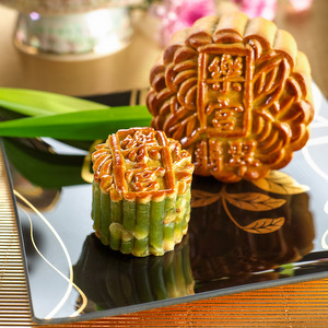 Park Palace Golden Jade with Duo Nuts vegetarian mooncakes