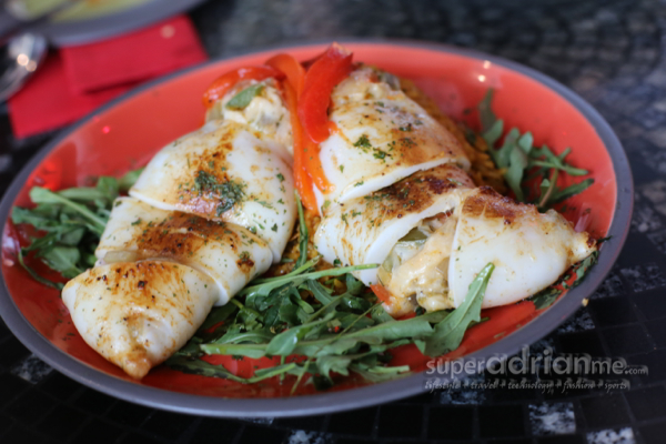 PARADISO - Calares es Tomate y Pimenton - Squid rings simmered in tomato concasse infused with paprika