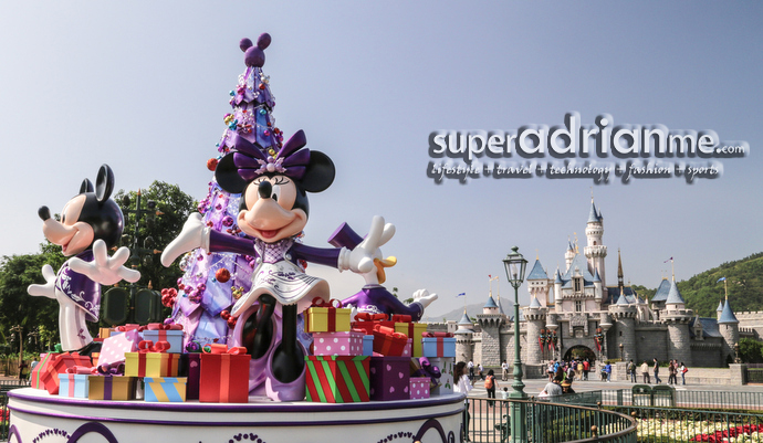 Disney’s Sparkling Christmas at Hong Kong Disneyland