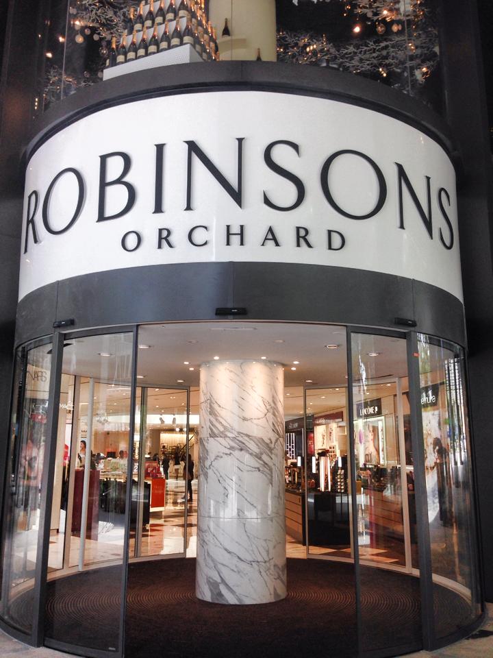Robinsons Orchard Entrance