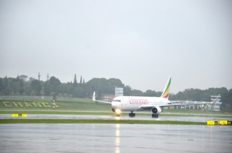 Ethiopian Airlines Lands in Changi Airport