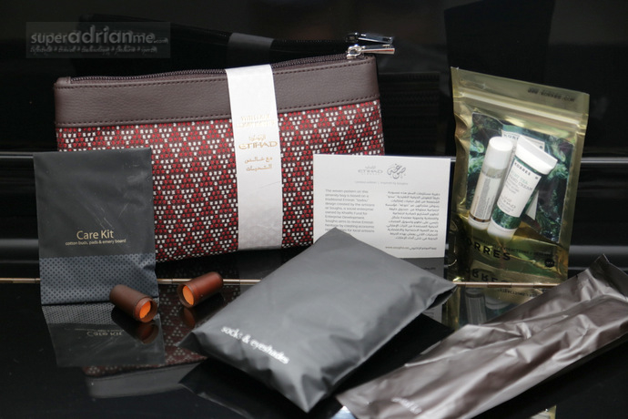Etihad Airways' newly launched Pearl Business Class amenity kit (February 2014)