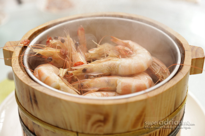 Diamond Kitchen 2.IMG_7277-001 | SUPERADRIANME.com Diamond Kitchen - Sauna Prawns