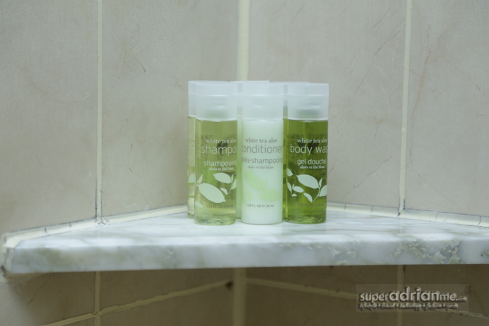 Westin Kuala Lumpur - White Tea Aloe Heavenly Bath | SUPERADRIANME.com Westin Kuala Lumpur - White Tea Aloe Heavenly Bath