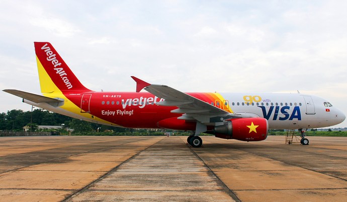 VietJet unveils brand new aircraft with VISA symbol