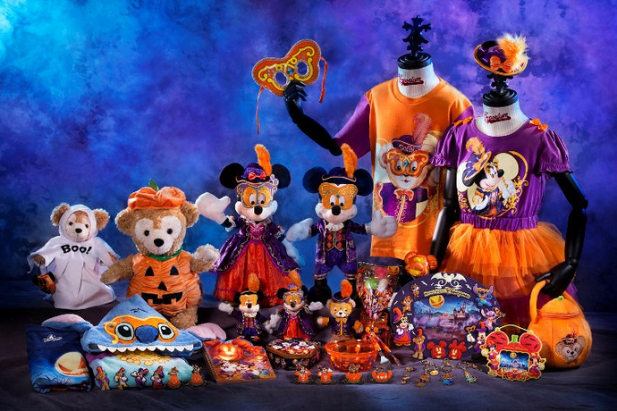 Hong Kong Disneyland Disney's Haunted Halloween | SUPERADRIANME.com Hong Kong Disneyland Disney's Haunted Halloween