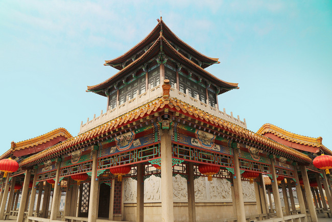 China turret Jinan Liberation Pavilion (Shutterstock image)