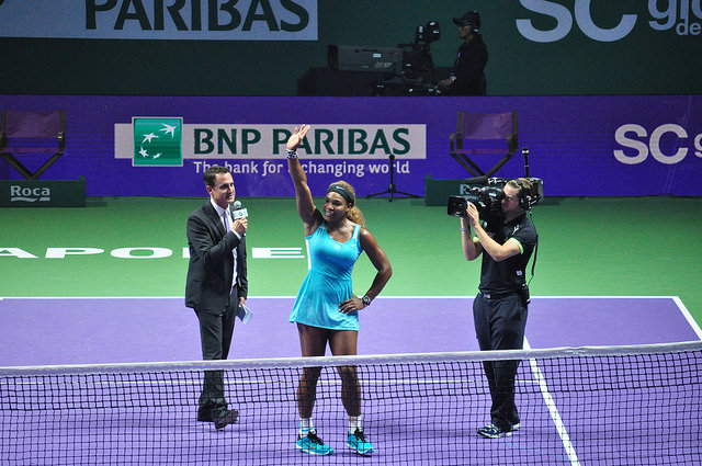 WTA Singapore - Serena acknowledging her fans | SUPERADRIANME.com WTA Singapore - Serena acknowledging her fans