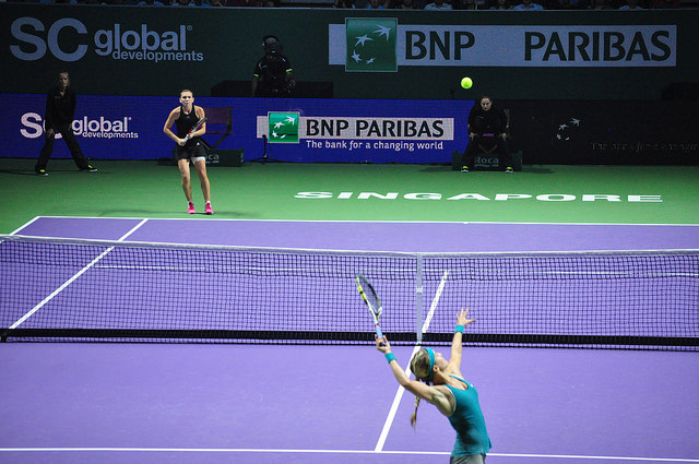 WTA Singapore Day 1 - Too many errors from Eugenie Bouchard today