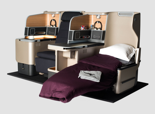Qantas A330 Business Suite - Fully Flat