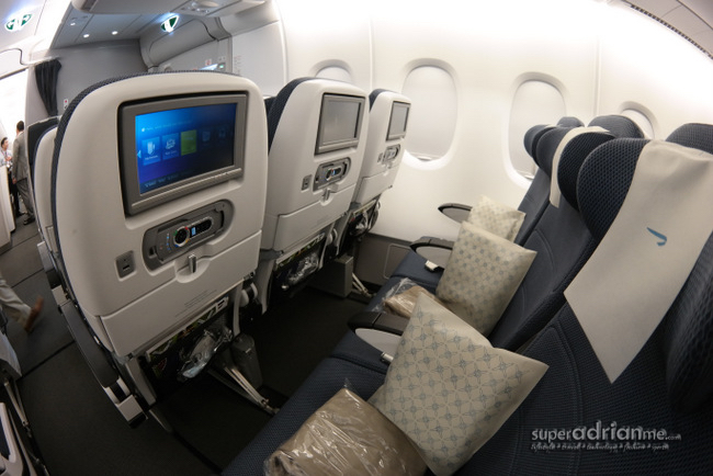 British Airways Airbus A380 World Traveller seats