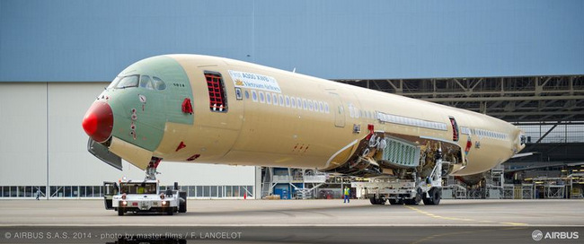 First_A350_XWB_for_Vietnam_Airlines_enters_final_assembly (1)