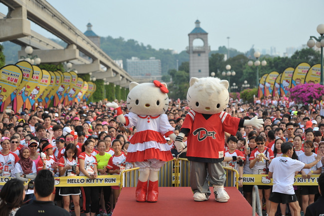 Hello Kitty Singapore Run 2014, Credit - Pink Apple (23) | SUPERADRIANME.com Hello Kitty Singapore Run 2014, Credit - Pink Apple (23)