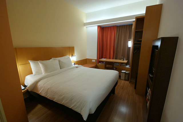 Ibis Singapore Bencoolen Standard Room