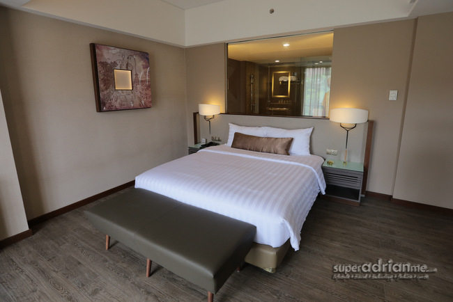 Mercure Bali Legian - Executive Suite with Private Balcony