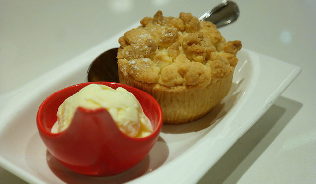 Taste at Ibis Singapore Bencoolen - Oven Baked Apple Crumble