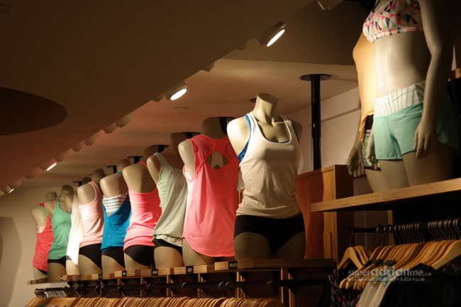 lululemon apparel in Singapore