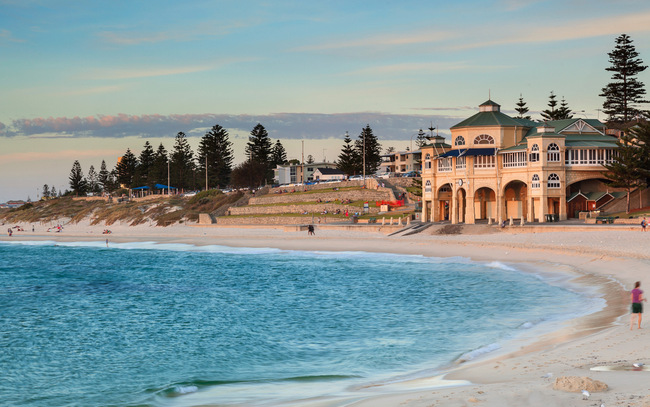 shutterstock_Perth | SUPERADRIANME.com Perth (Shutterstock Image)