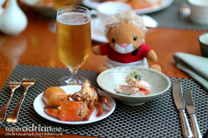 Beer and Crab Buffet Wednesdays at Greenhouse, Ritz Carlton