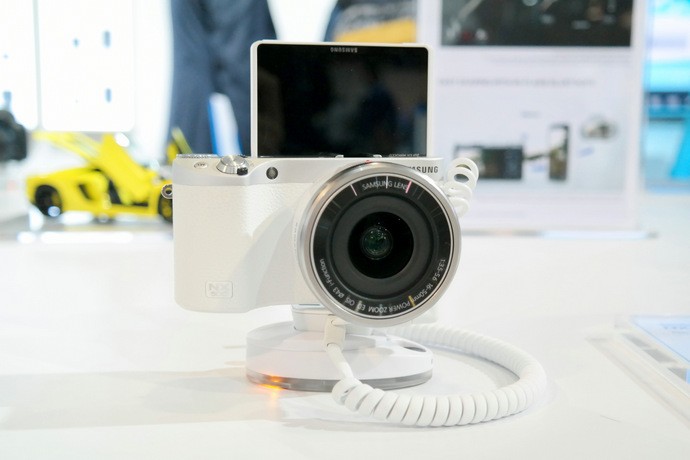 Samsung NX500 review Singapore Price