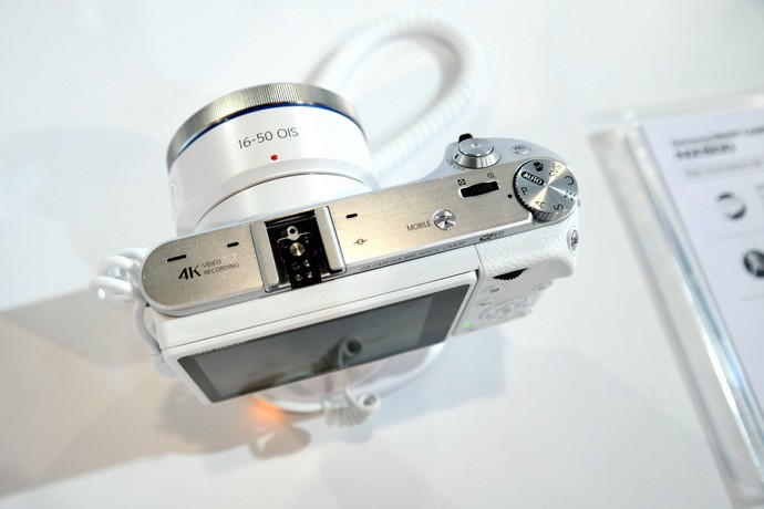 Samsung NX500 review Singapore Price | SUPERADRIANME.com Samsung NX500 review Singapore Price