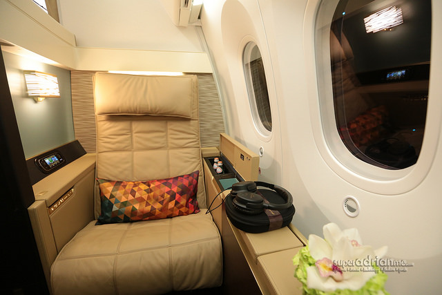 Etihad Airways First Suites in B787-9 Dreamliner
