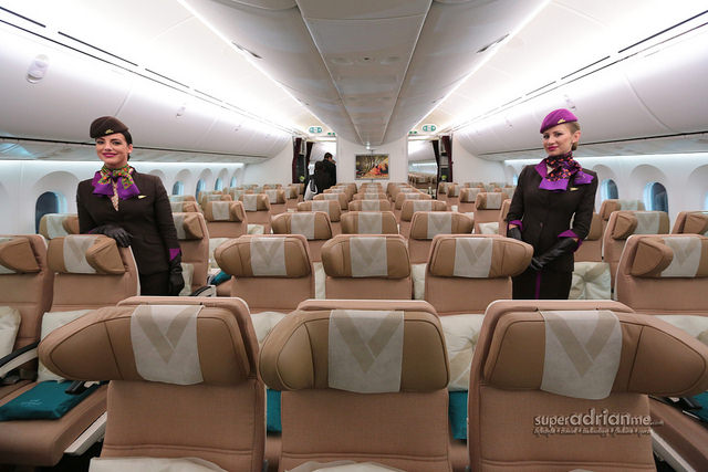 Etihad Airways B787-9 Dreamliner Cabin