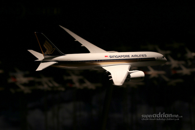 Singapore Airlines B787 Dreamliner Model Aircraft at Seattle Boeing Dreaminer Gallery