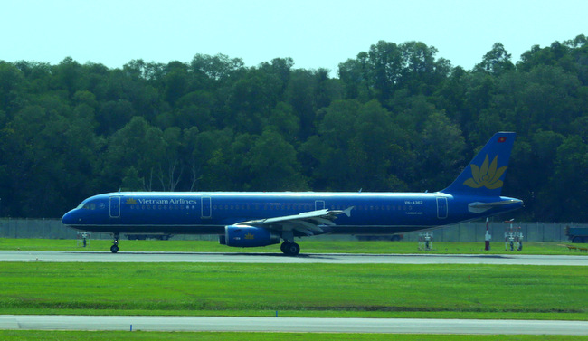 Vietnam Airlines in Changi Airport