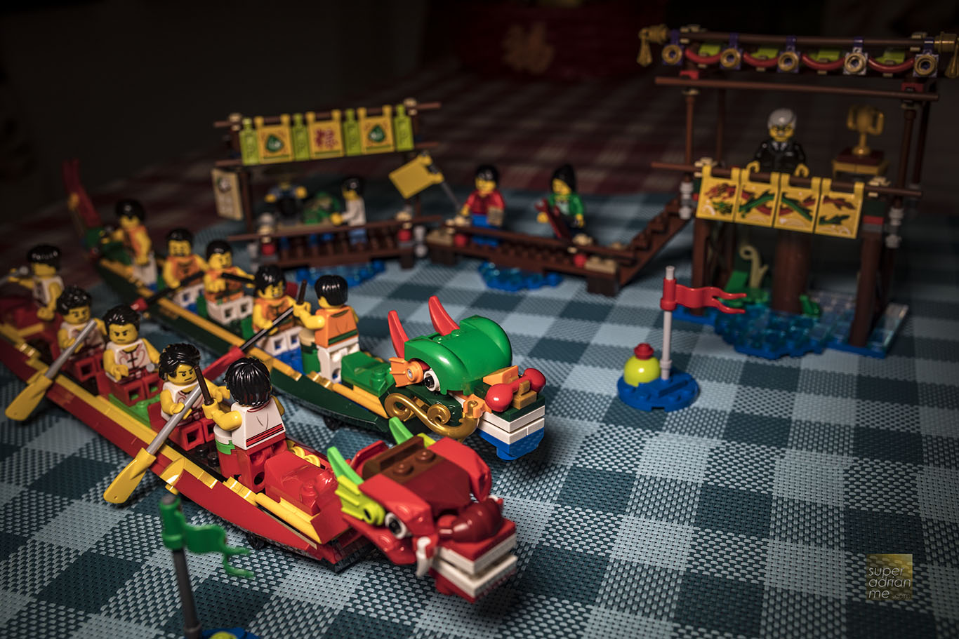 LEGO Dragon Boat Race Set