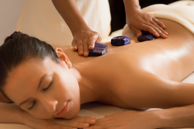 Hot-Lapis-Stone-Massage | SUPERADRIANME.com