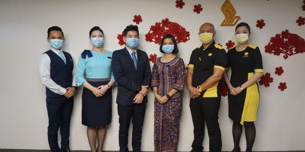 Cabin Crew from all three passenger airlines within the SIA Group – Singapore Airlines, SilkAir and Scoot – operating the flights with a full complement of vaccinated pilots and cabin crew. (SIA Group photo)