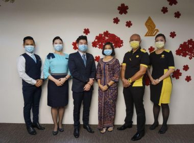 Cabin Crew from all three passenger airlines within the SIA Group – Singapore Airlines, SilkAir and Scoot – operating the flights with a full complement of vaccinated pilots and cabin crew. (SIA Group photo)