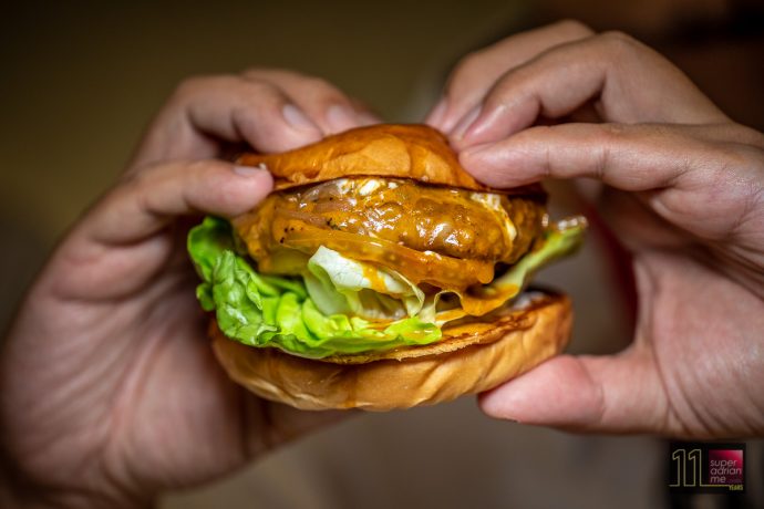 Wolf Burgers x Shen Tan Rendang Burger -0870 | SUPERADRIANME.com